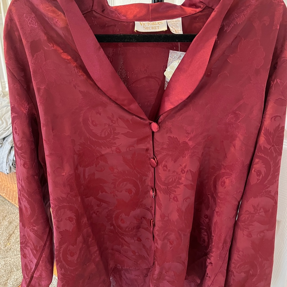 New Victoria's Secret Gold Label Sleep Shirt Gown Red Burgundy Damask Night